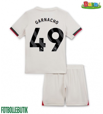 Chelsea Alejandro Garnacho #49 Bortaställ Barn 2025-26 Kortärmad (+ Korta byxor)